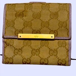 Gucci GG Monogram Canvas Wallet – lavender leather trim